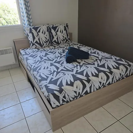 Villa cosy avec piscine au calme entre mer et montagne