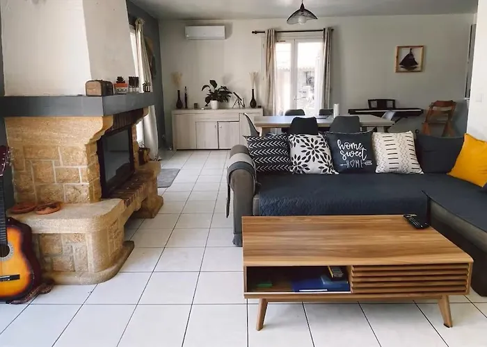 Cosy Avec Piscine Au Calme Entre Et Montagne *