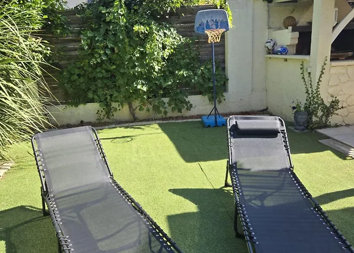 Cosy Avec Piscine Au Calme Entre Et Montagne